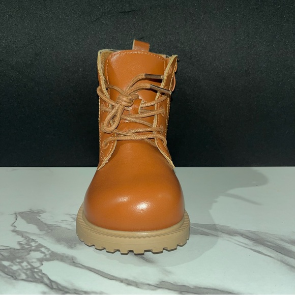 Lace Up Boots for Kids, Multiple Sizes - Picture 4 of 5